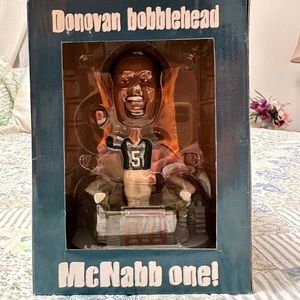 Philadelphia Eagles Donovan McNabb Bobblehead- Sunoco- 2004- NIB